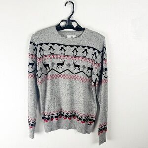 ON THE BYAS Gray Penguin Deer Novelty Prints Long Sleeves Sweater Size Small